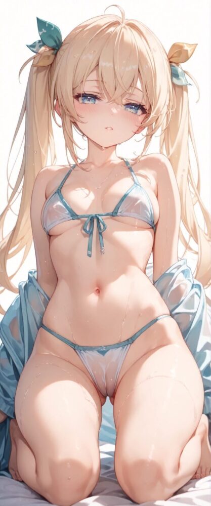白いスケスケなビキニからスジと乳首が見えてる金髪ロリ